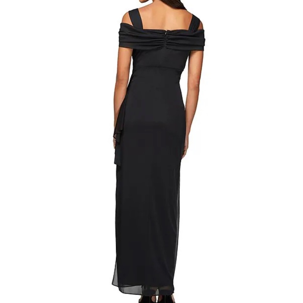 Dillard’s Dress size 6 black brand new tags on